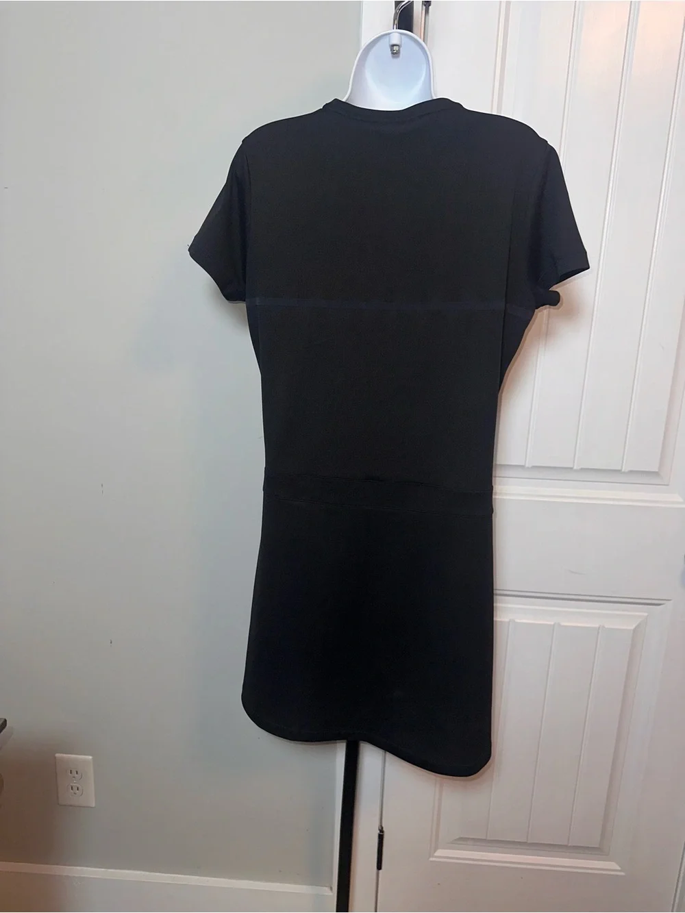 Nike Golf Dri Fit Size Large Women’s  Black Short-Sleeve Mini Dress
